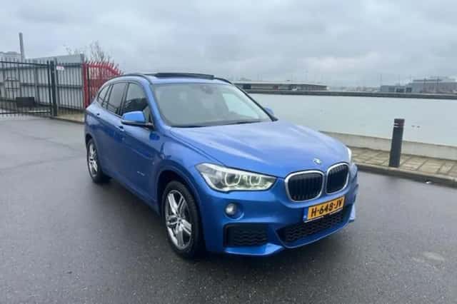 BMW X1 (2016) thumbnail 6
