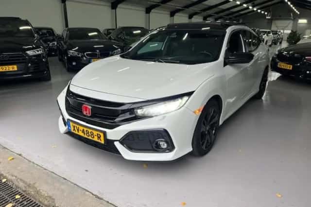 Honda Civic (2019) thumbnail 1