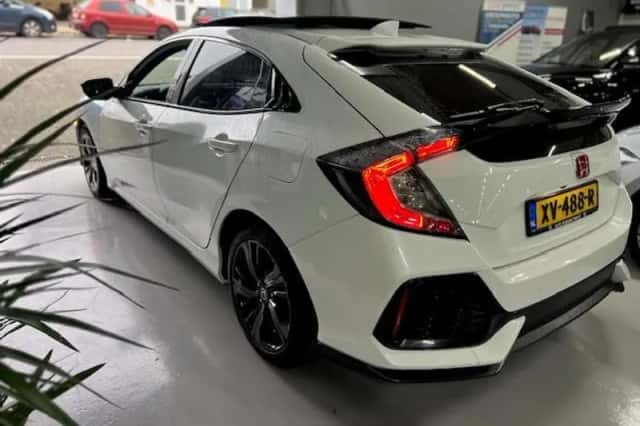 Honda Civic (2019) thumbnail 5