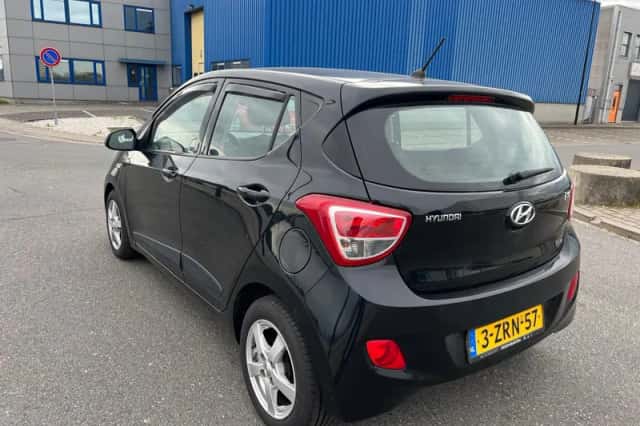 Hyundai i10 (2015) thumbnail 4
