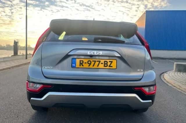 Kia Niro (2022) thumbnail 5
