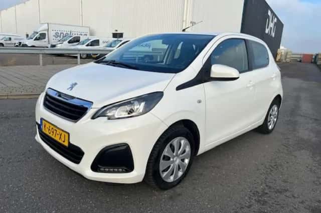 Peugeot 108 (2021) thumbnail 1