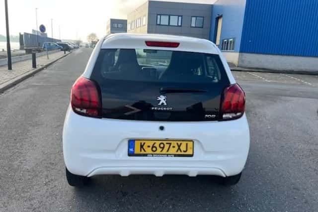 Peugeot 108 (2021) thumbnail 4