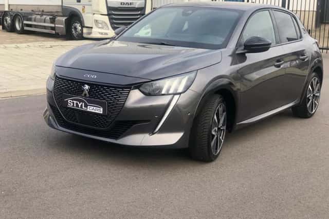 Peugeot 208 (2022) thumbnail 1