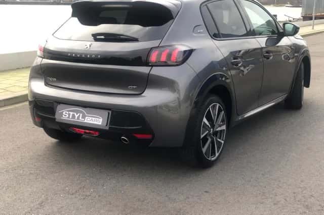 Peugeot 208 (2022) thumbnail 5
