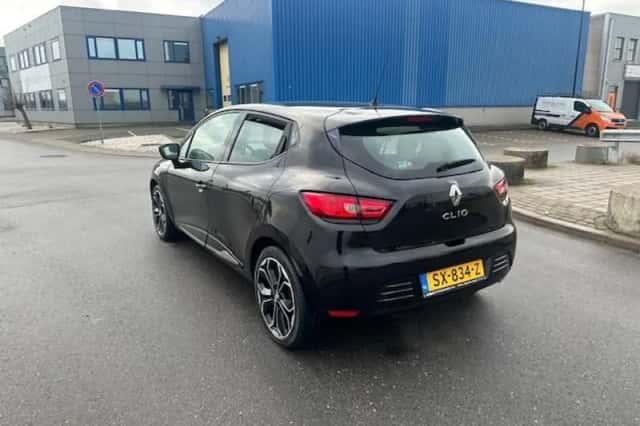 Renault Clio (2018) thumbnail 4