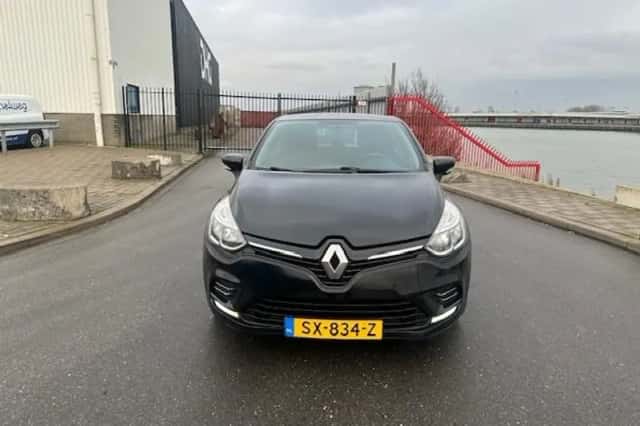 Renault Clio (2018) thumbnail 5