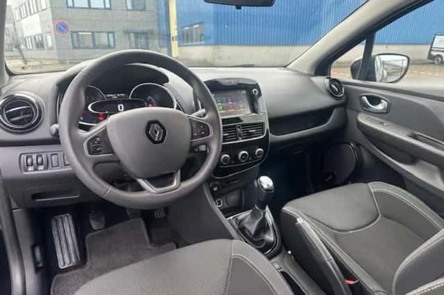 Renault Clio (2018) thumbnail 6