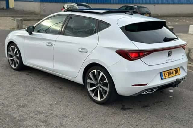SEAT Leon (2021) thumbnail 5