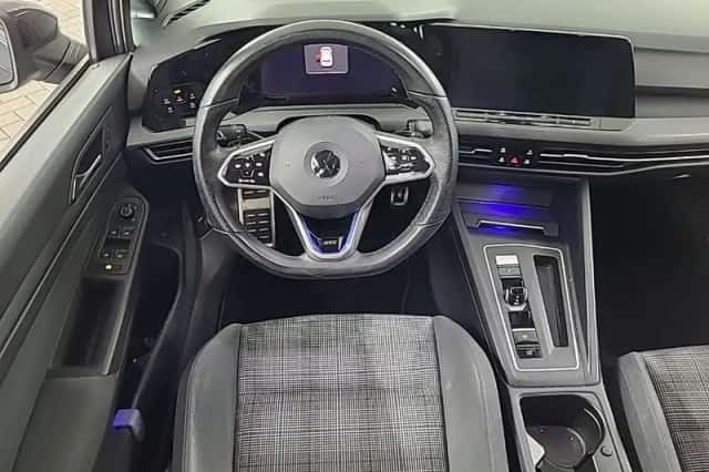 Volkswagen Golf (2021) thumbnail 6