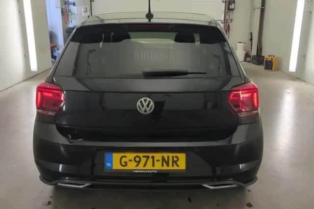 Volkswagen Polo (2019) thumbnail 2