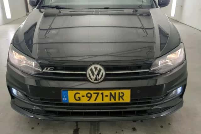 Volkswagen Polo (2019) thumbnail 3