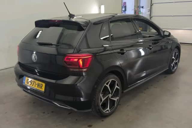 Volkswagen Polo (2019) thumbnail 4