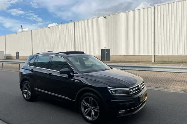 Volkswagen Tiguan (2018) thumbnail 1