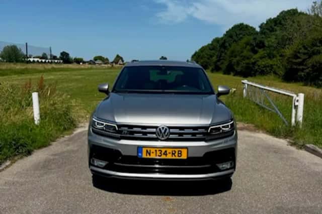 Volkswagen Tiguan (2016) thumbnail 5