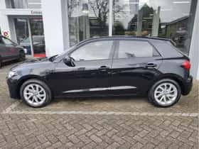 Audi A1 (2025) thumbnail 2