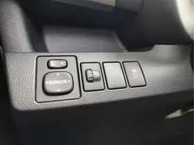 Toyota Verso-S (2013) thumbnail 23