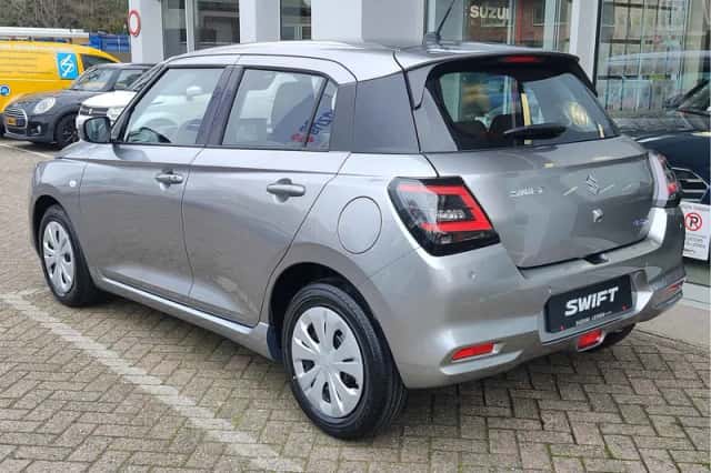 Suzuki Swift (2026) thumbnail 3
