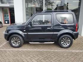 Suzuki Jimny (2016) thumbnail 2