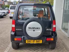 Suzuki Jimny (2016) thumbnail 4