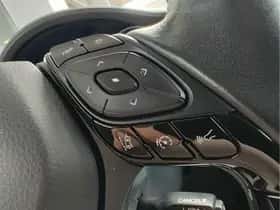 Toyota C-HR thumbnail 23