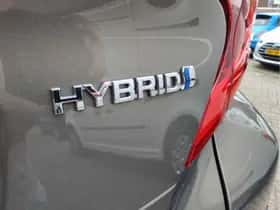 Toyota C-HR thumbnail 37