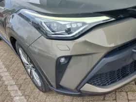 Toyota C-HR thumbnail 42