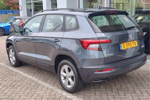 Škoda Karoq (2019) thumbnail 3