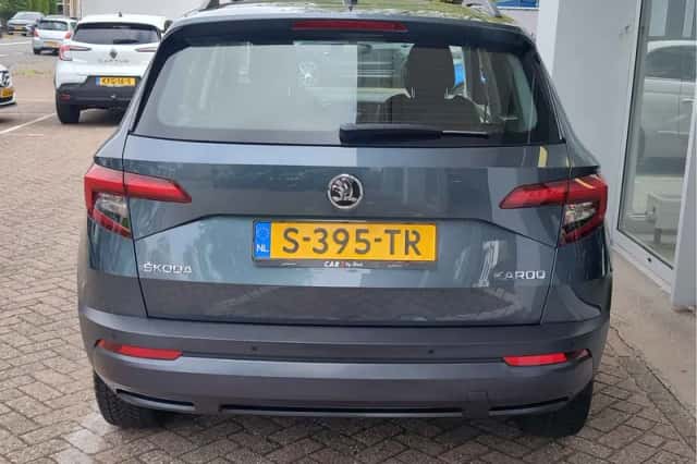Škoda Karoq (2019) thumbnail 4