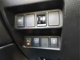 Nissan Qashqai thumbnail 24