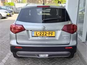 Suzuki Vitara (2020) thumbnail 4
