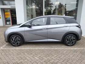 BYD Dolphin (2023) thumbnail 2