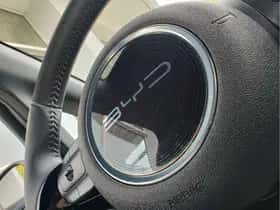 BYD Dolphin (2023) thumbnail 25