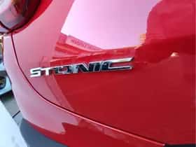Kia Stonic (2018) thumbnail 30