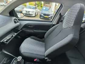 Peugeot 108 (2022) thumbnail 32