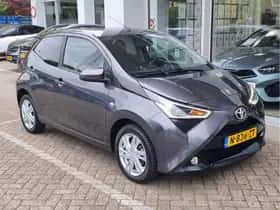 Toyota Aygo (2022) thumbnail 7