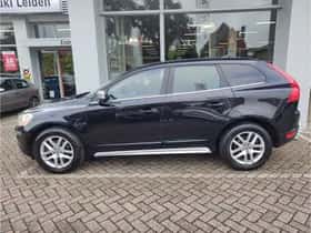 Volvo XC60 (2013) thumbnail 2