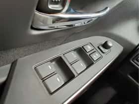 Suzuki S-Cross (2026) thumbnail 23