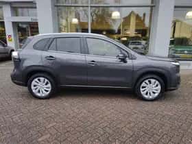 Suzuki S-Cross (2026) thumbnail 6