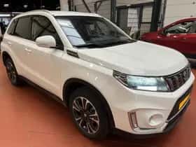 Suzuki Vitara (2023) thumbnail 3