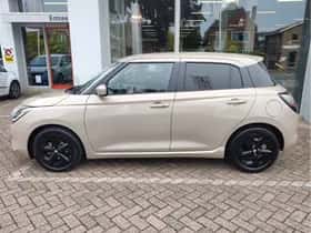 Suzuki Swift (2025) thumbnail 2