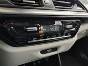 Suzuki Swift (2025) thumbnail 16