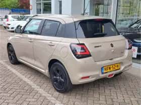 Suzuki Swift (2025) thumbnail 3