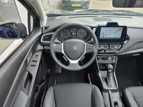 Suzuki S-Cross (2024) thumbnail 12