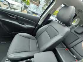 Suzuki S-Cross (2024) thumbnail 32