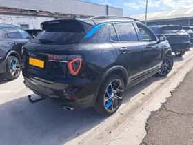 Lynk & Co 01 (2022) thumbnail 4