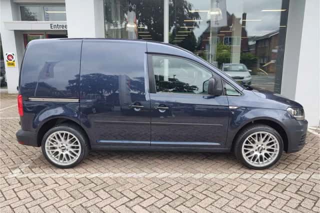 Volkswagen Caddy (2015) thumbnail 6