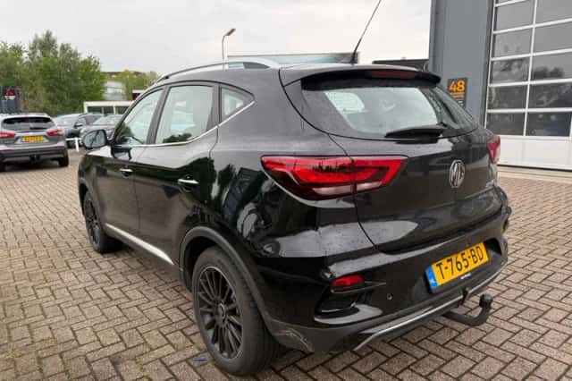 MG zs ev (2023) thumbnail 5