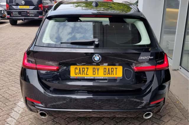 BMW 3-Serie (2023) thumbnail 4