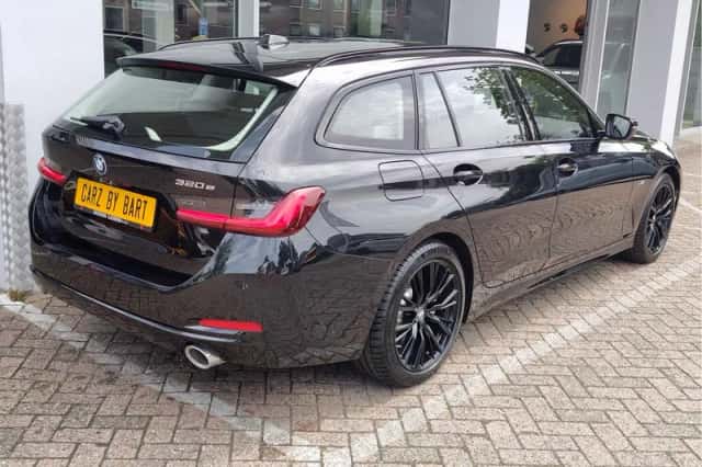 BMW 3-Serie (2023) thumbnail 5
